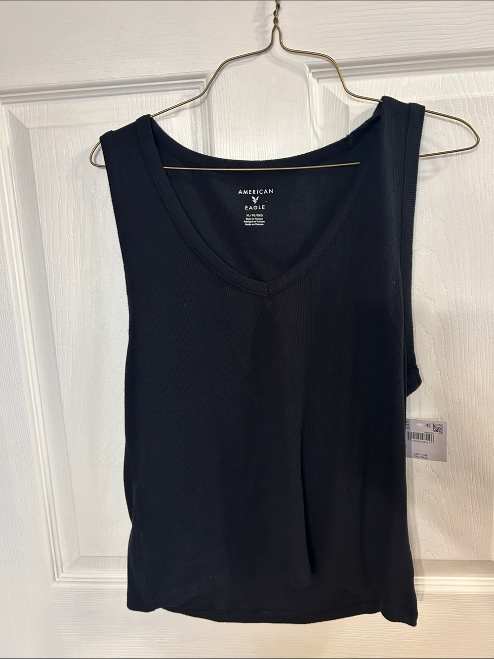 American Eagle Outfitters Black V-Neck Ribbed Tank